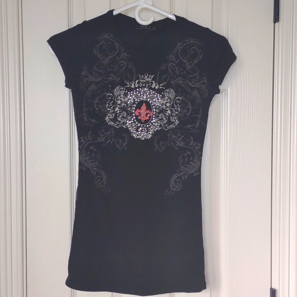 Sparkling black tattoo t-shirt size small!